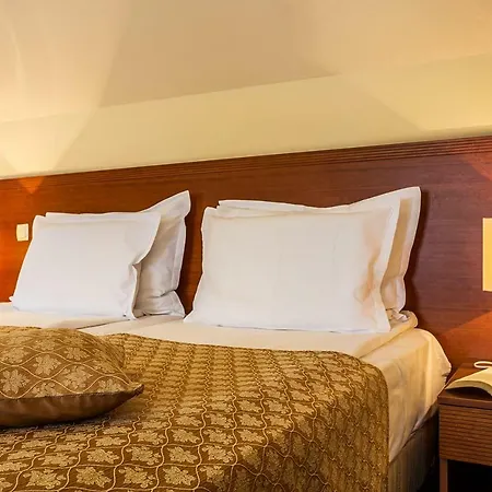 Hotel Place By Hmg 3*