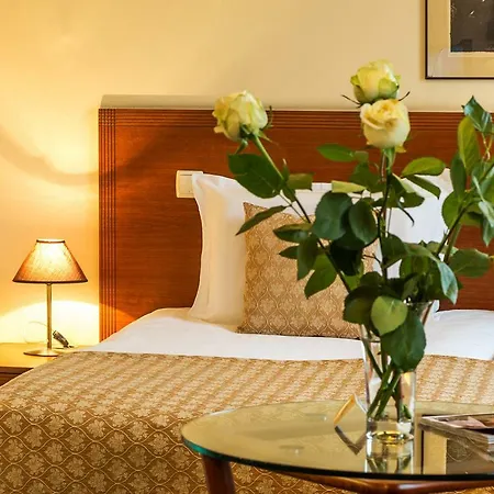 Place By Hmg Hotel