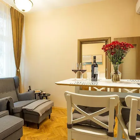 Place By Hmg Hotel 3*