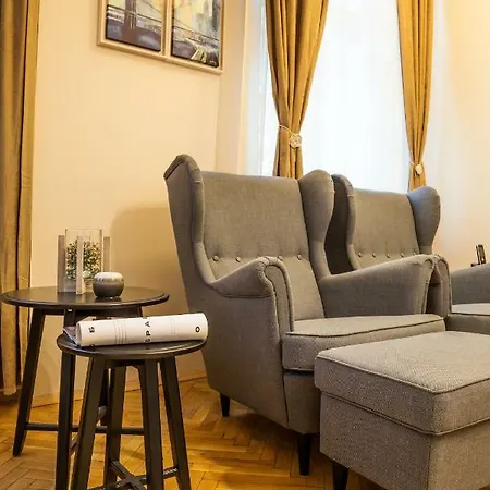 Place By Hmg Hotel 3*